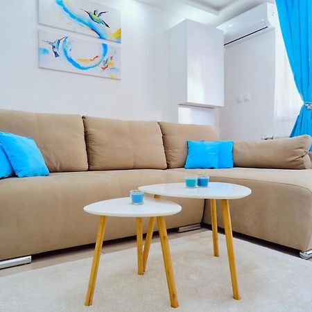 La Lorre Lux Apartment Jagodina Exteriör bild