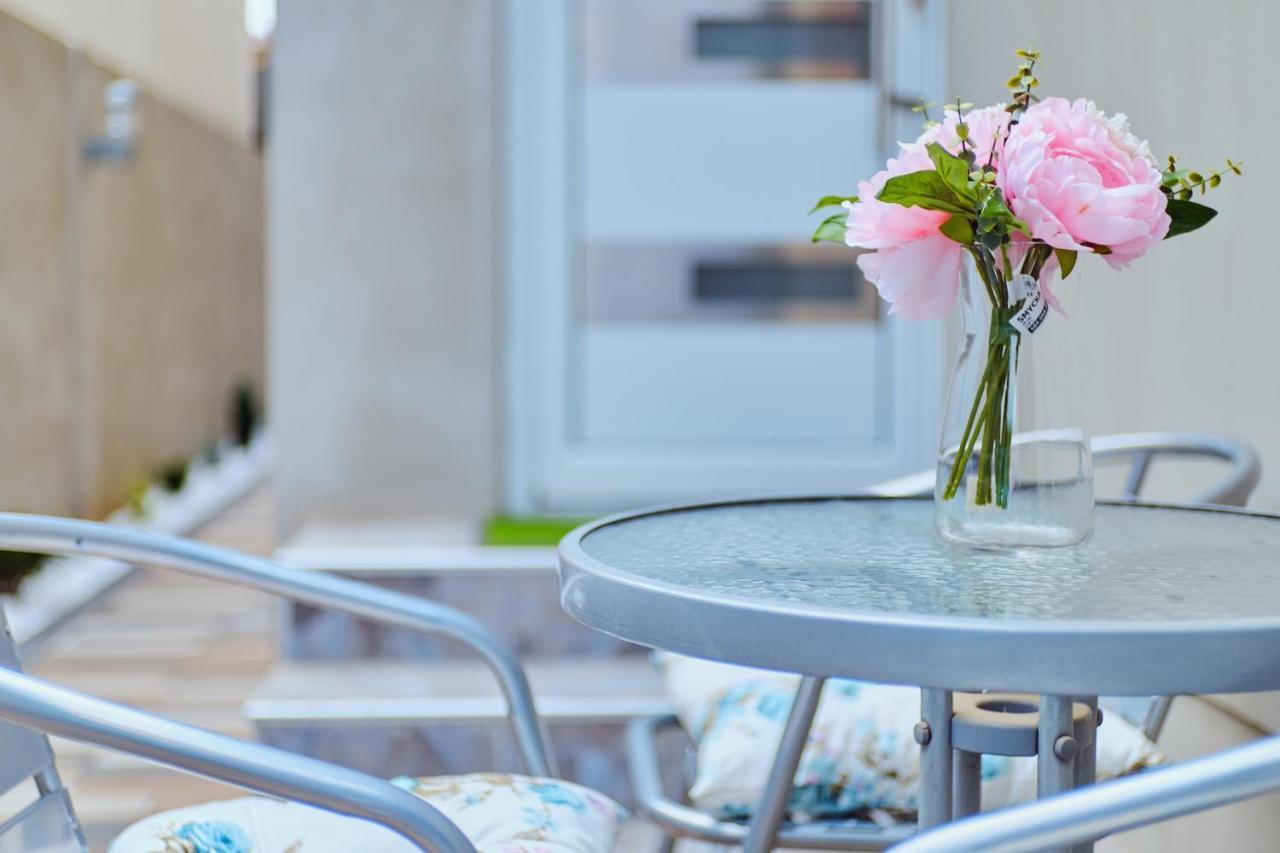 La Lorre Lux Apartment Jagodina Exteriör bild