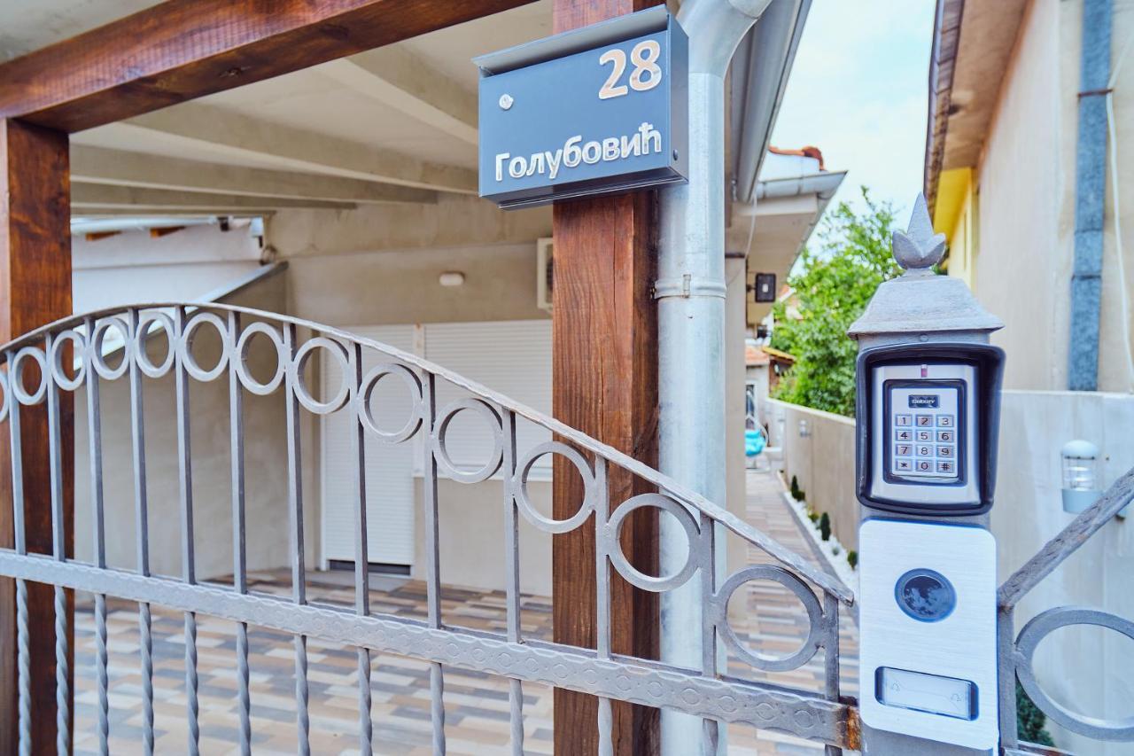 La Lorre Lux Apartment Jagodina Exteriör bild